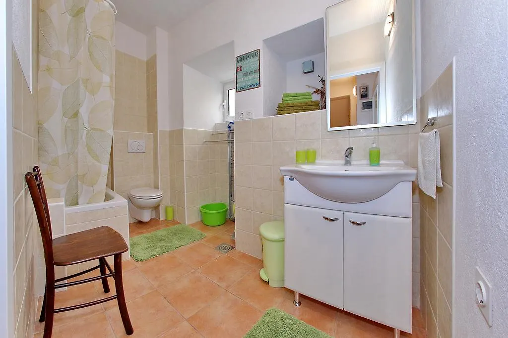 Old Town Rooms - Koludraska Street Pag Island 3*, Pag Town