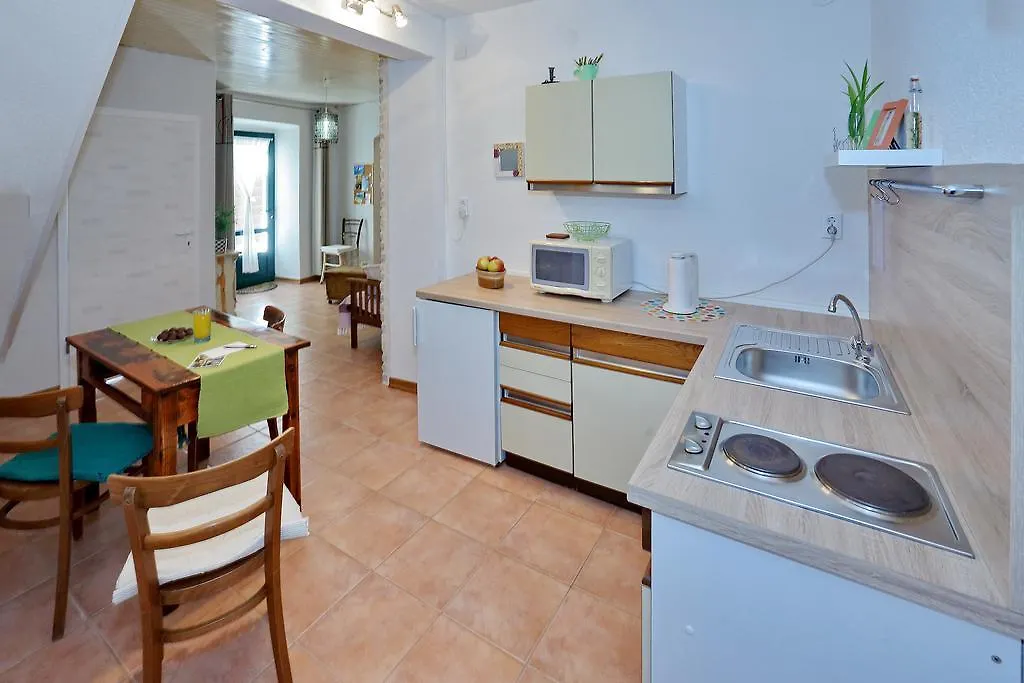 Guest house Old Town Rooms - Koludraska Street Pag Island