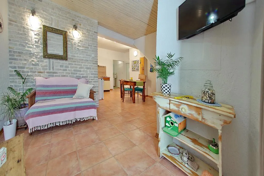 Old Town Rooms - Koludraska Street Pag Island 3*, Pag Town